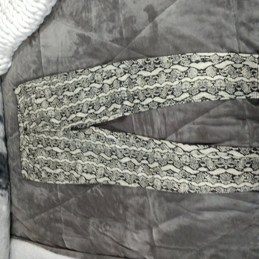 Size 6 printed jeans